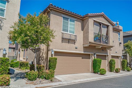 28427 Casselman Ln, Santa Clarita, CA, 91350-3226 | Card Image