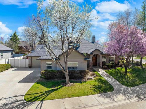 5350 N Brook Mist Pl, Boise, ID, 83713-1482 | Card Image