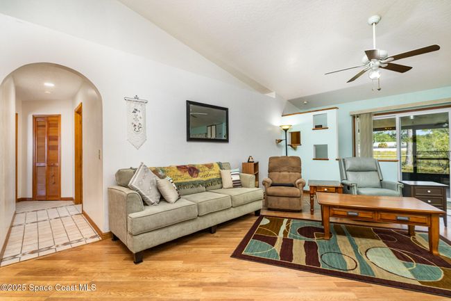 751 Glencove Ave Nw, House other with 3 bedrooms, 2 bathrooms and null parking in PALM BAY FL | Image 10