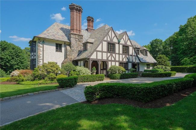 254 Hamilton Rd, House other with 5 bedrooms, 6 bathrooms and 2 parking in Chappaqua NY | Image 8