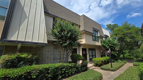 apt-103-1805 Stoney Brook Dr, Houston, TX, 77063-1821 | Card Image