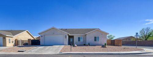 1031 W Church Ave, Ridgecrest, CA, 93555-8667 | Card Image