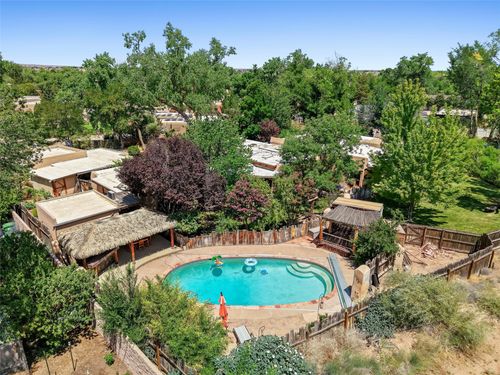 4068 Dietz Farm Cir Nw, Los Ranchos, NM, 87107-3104 | Card Image