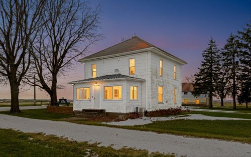 1471 E 100 North Rd, Rankin, IL, 60960-7609 | Card Image