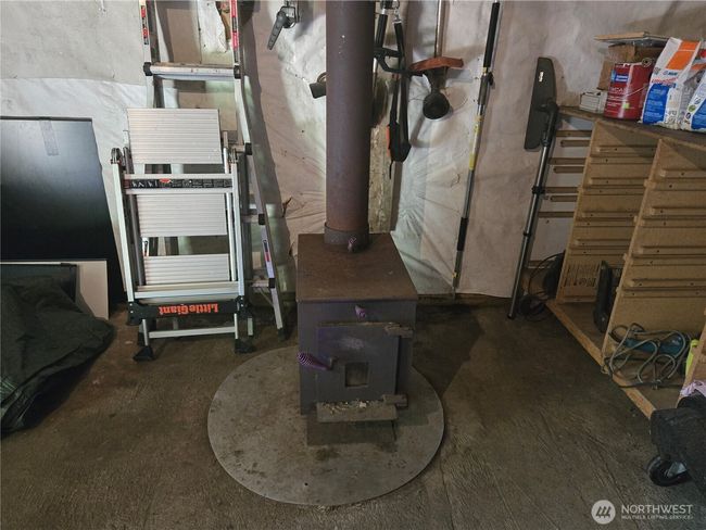 Great wood stove for your shop/shed. | Image 29