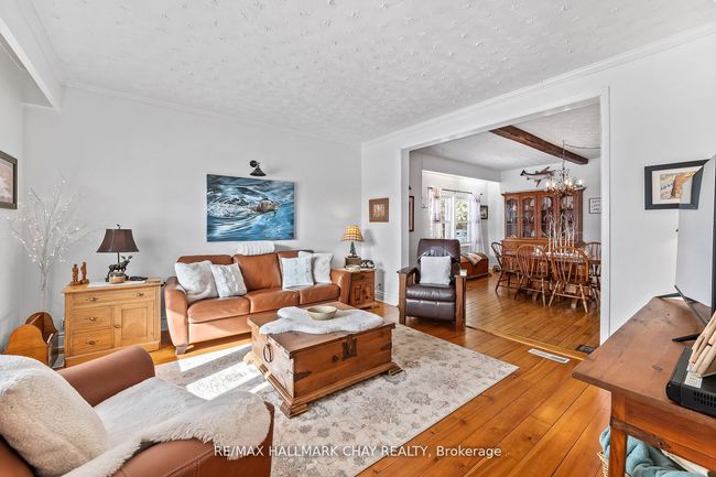 2500 Brown Line, House other with 4 bedrooms, 2 bathrooms and 12 parking in Cavan Monaghan ON | Image 15