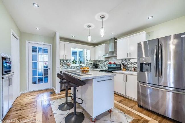 136 Patterson St, House other with 5 bedrooms, 2 bathrooms and 6 parking in Beeton ON | Image 18