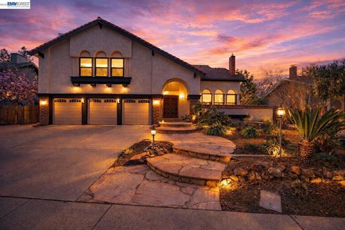 3020 3020 Ascot Dr, San Ramon, CA, 94583 | Card Image