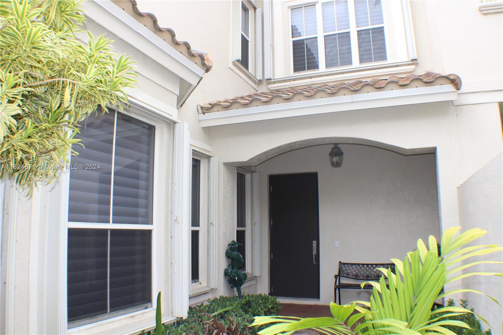 Harbor Vw, Hollywood, FL 33019