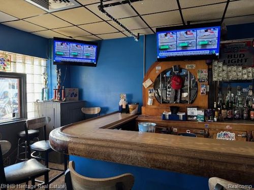 206 W Main St, Durand, MI, 48429-1612 | Card Image