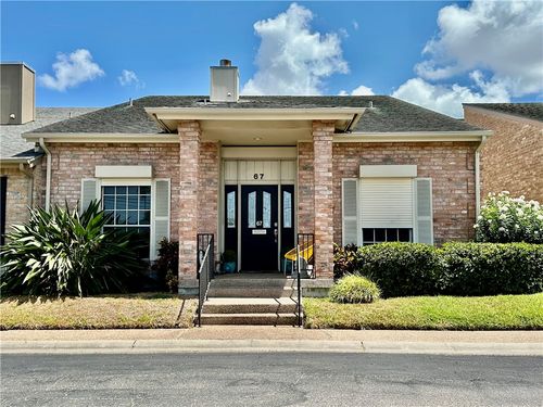 67 Lake Shore Dr, Corpus Christi, TX, 78413-2634 | Card Image