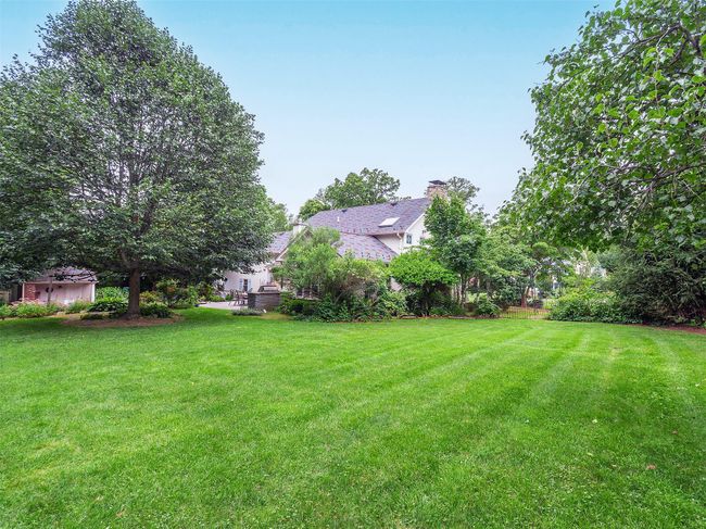 184 Circle Dr, House other with 5 bedrooms, 5 bathrooms and null parking in Manhasset NY | Image 32
