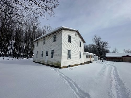 9573 State Line Rd, Albion, PA, 16401-9106 | Card Image
