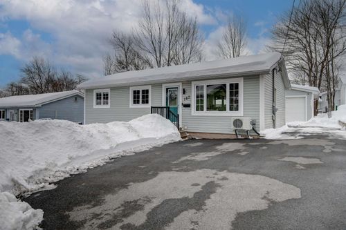 187 Rankin Dr, Lower Sackville, NS, B4C3B4 | Card Image