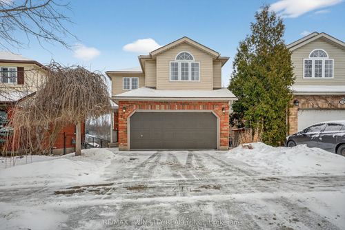 54 Glencliffe Crt, Kitchener, ON, N2B3X1 | Card Image