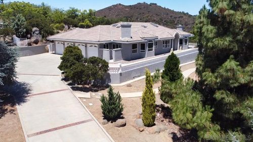 2850 Conestoga Ct, Alpine, CA, 91901-3193 | Card Image