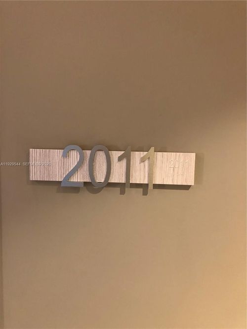 unit-2011-1000 Brickell Plz, Miami, FL, 33131-3838 | Card Image