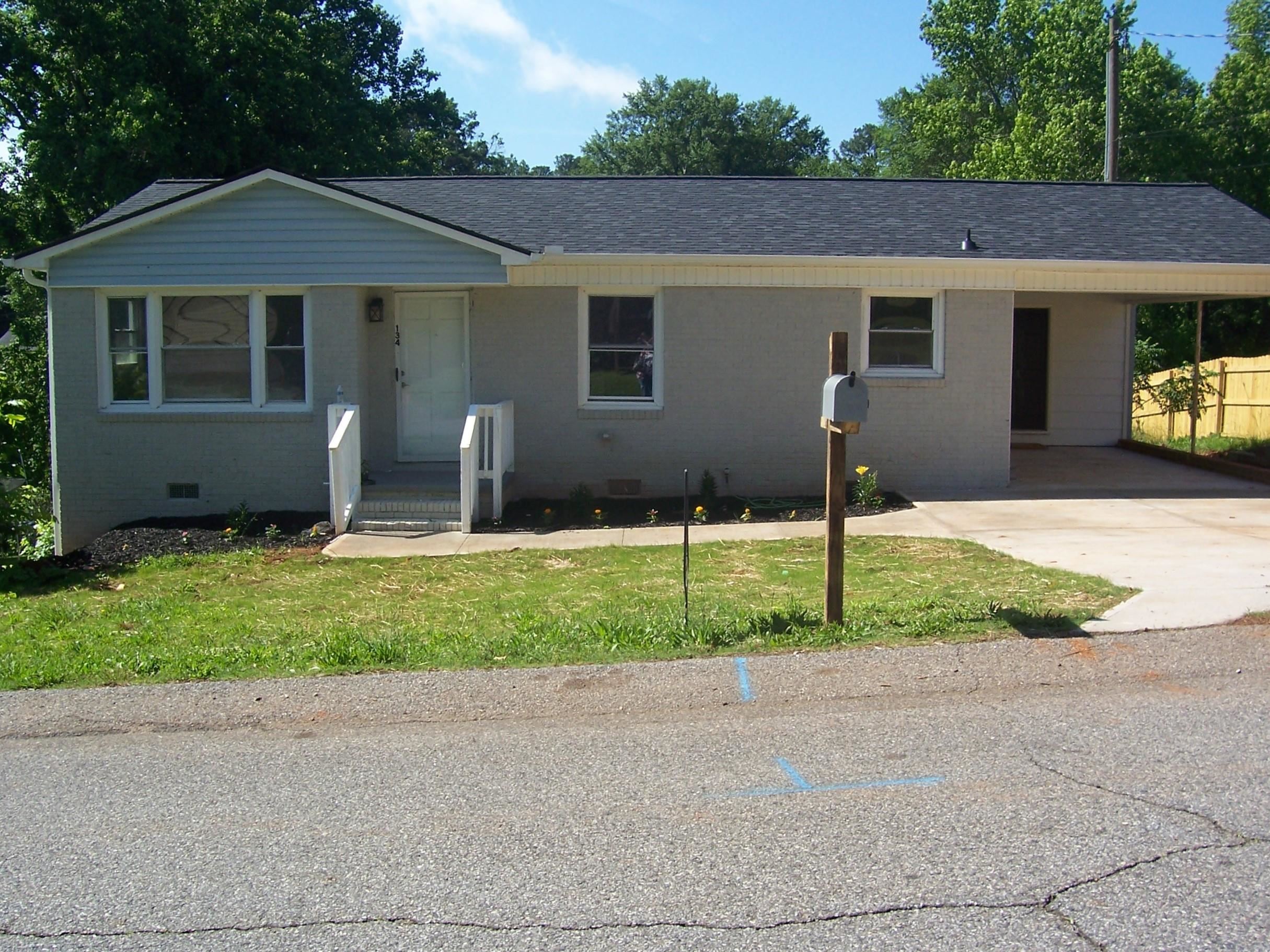 New St, Gaffney, SC 29340