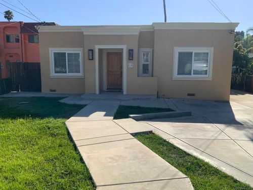 a-520 Glover Ave, Chula Vista, CA, 91910-5569 | Card Image