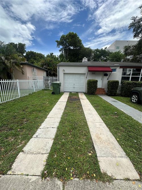 711 Sw 39th Ave, Coral Gables, FL, 33134-2005 | Card Image
