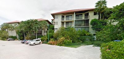 3029 - 55 Ocean Lane Dr, Condo with 1 bedrooms, 1 bathrooms and null parking in Key Biscayne FL | Image 3