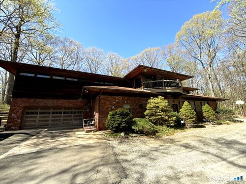 345 Rimmon Rd, Woodbridge, CT, 06525-1319 | Card Image