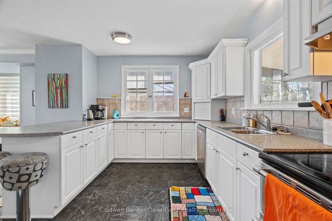 115 Hardy St, House other with 4 bedrooms, 3 bathrooms and 3 parking in Huron ON | Image 12