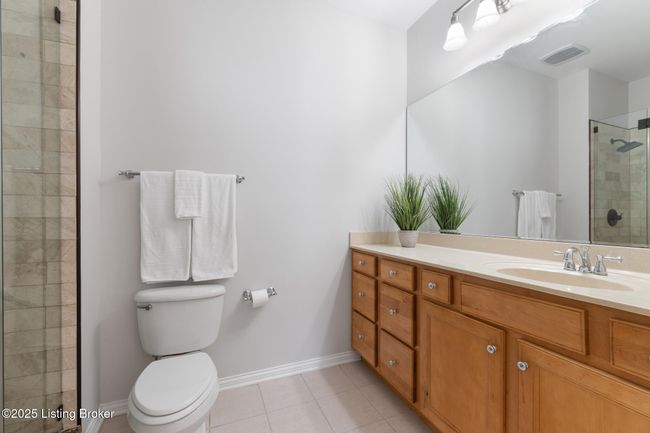 10601 Norton Commons Walk, Condo with 2 bedrooms, 2 bathrooms and null parking in Prospect KY | Image 21
