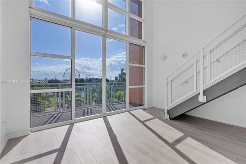 436-244 Biscayne Blvd, Miami, FL, 33132 | Card Image