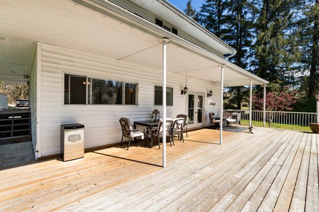 11633 256 Street, House other with 4 bedrooms, 2 bathrooms and 6 parking in Maple Ridge BC | Image 26
