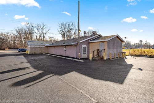 7511 Lewis Ave, Temperance, MI, 48182-9539 | Card Image