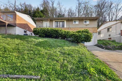 3910 Delhi Road, Delhi Twp, OH, 45204 | Card Image