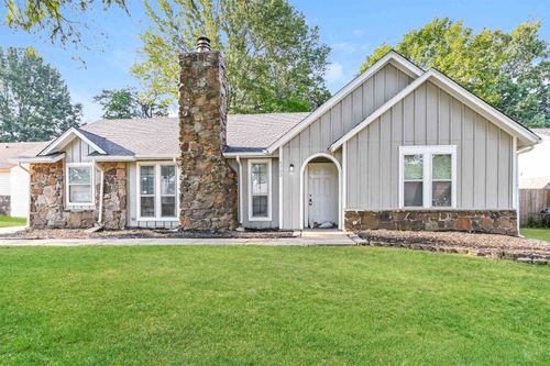 6709 Greenbark Dr, Memphis, TN, 38115-4311 | Card Image