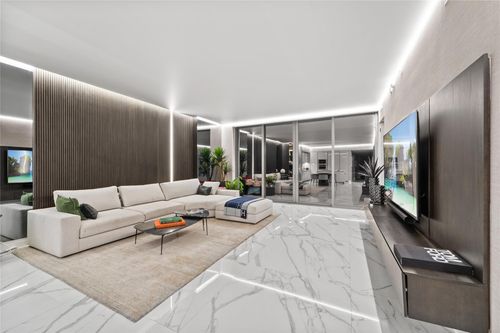 3303-18975 Collins Ave, Sunny Isles Beach, FL, 33160-2300 | Card Image