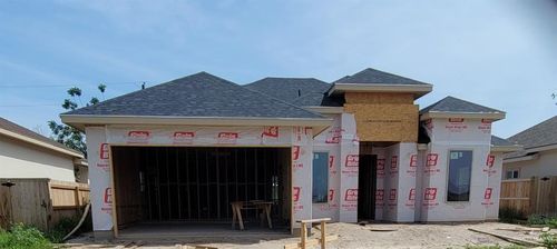 512 Spring Dr, Mission, TX, 78573-2054 | Card Image