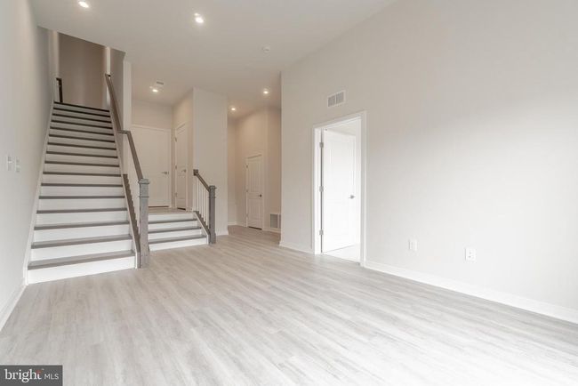 2615 Loganberry Dr, Townhouse with 4 bedrooms, 4 bathrooms and null parking in HERNDON VA | Image 16