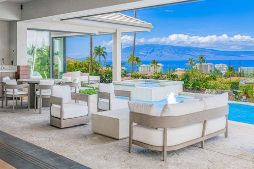 27 Kaulele Pl, Lahaina, HI, 96761-2942 | Card Image