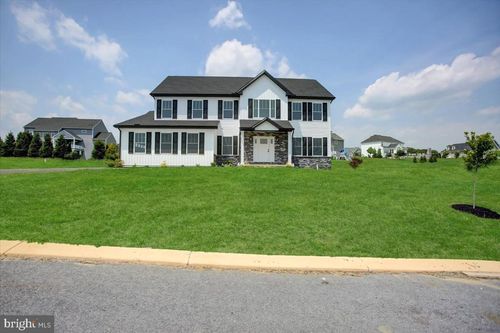 6 Suebecca Dr, CARLISLE, PA, 17013-8809 | Card Image