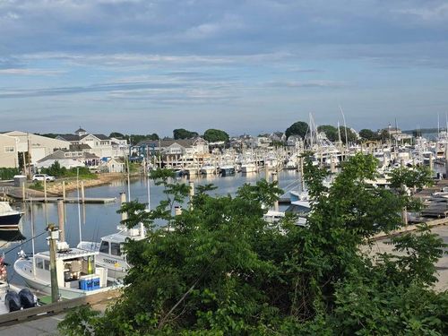e104-110 School St, Hyannis, MA, 02601-3120 | Card Image