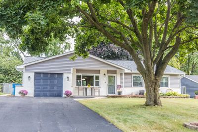 1005 Apple Valley Drive, House other with 3 bedrooms, 1 bathrooms and 1 parking in Bartlett IL | Image 1