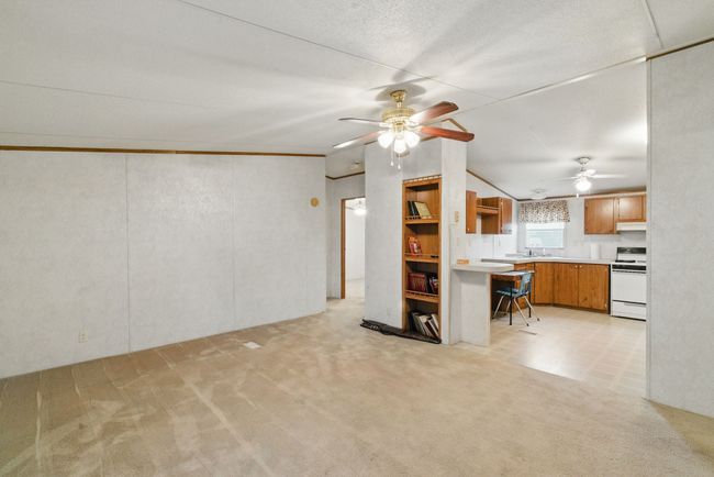 Living Room in 2nd Home | Image 35