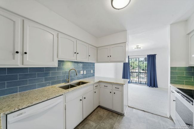 APT-37H - 8915 Datapoint Dr, Condo with 3 bedrooms, 2 bathrooms and null parking in San Antonio TX | Image 14