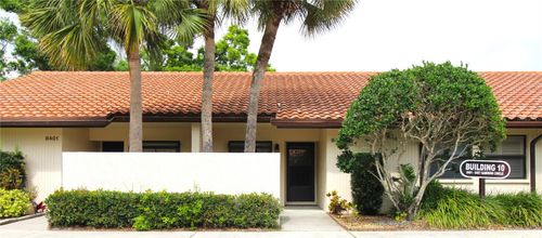 8403 Gardens Cir, SARASOTA, FL, 34243-3001 | Card Image