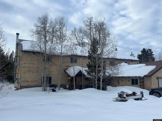 9706 9902 County Road 271, Home with 5 bedrooms, 3 bathrooms and null parking in Robertson WY | Image 7