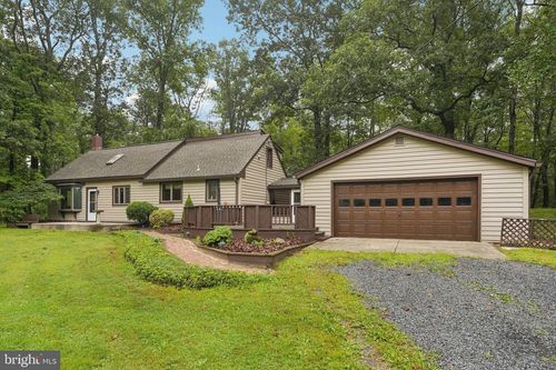 20 Natures Way, UPPER BLACK EDDY, PA, 18972-9625 | Card Image