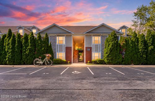 101-10200 Deer Vista Dr, Louisville, KY, 40291-4308 | Card Image