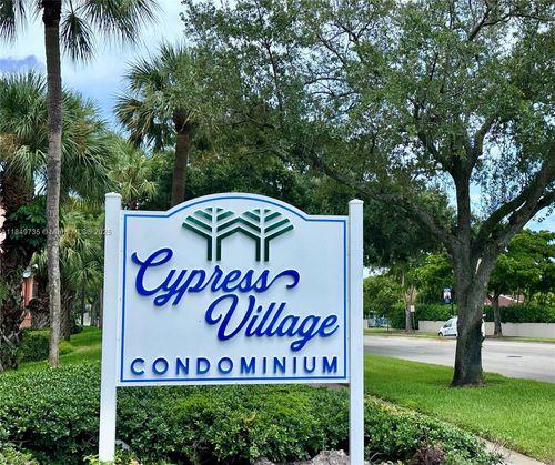 apt-i20-7208 Fairway Dr, Miami Lakes, FL, 33014-6981 | Card Image