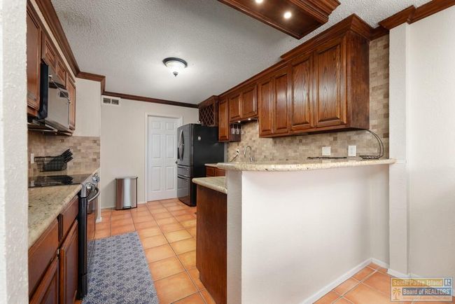 1302 - 1302 Harbor Island Dr, Condo with 2 bedrooms, 2 bathrooms and 1 parking in Port Isabel TX | Image 7