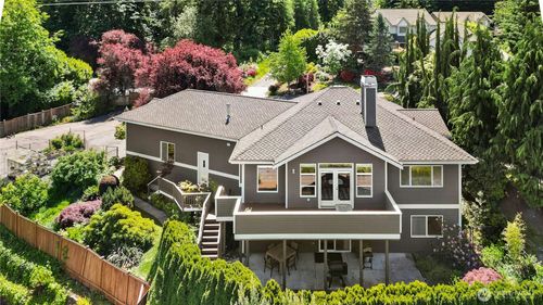 12232 Se 80th Way, Newcastle, WA, 98056 | Card Image