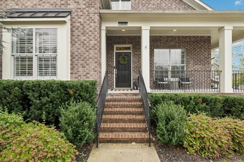 2000 Nolencrest Way, Franklin, TN, 37067-1499 | Card Image